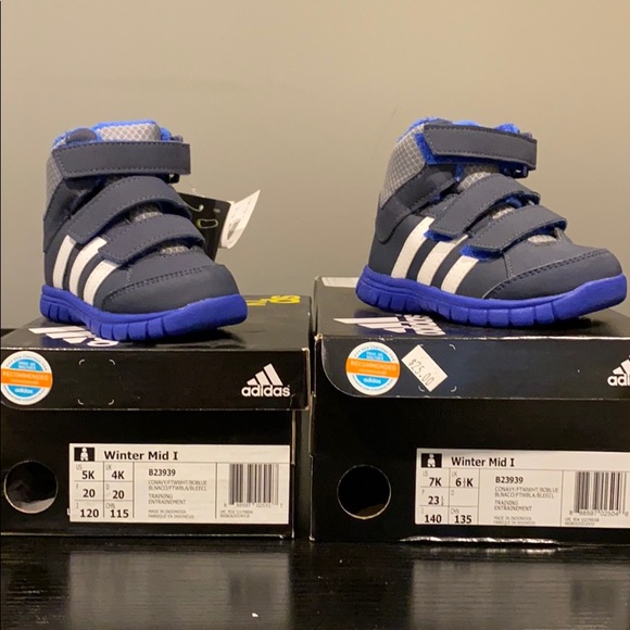 Adidas boys booties size 5 & 7 - Picture 1 of 4
